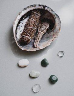 content-pixie-9S1_YHvXI2o-unsplash